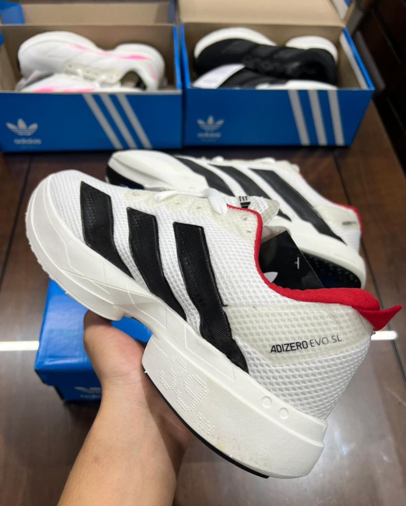 Tênis Unissex Adizero EVO SL