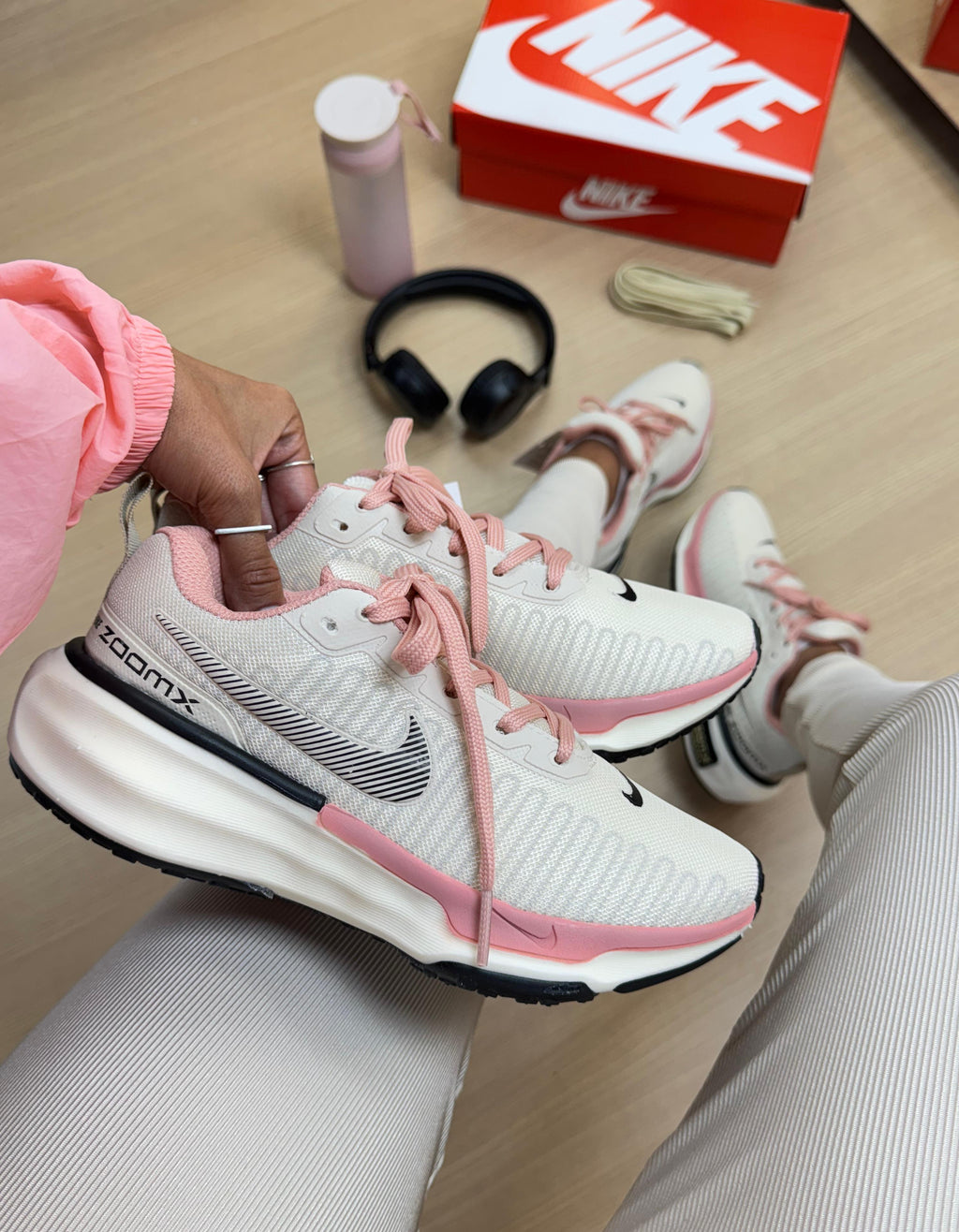 Tênis Feminino Zoomx 04 (2 Pares Cadarços)