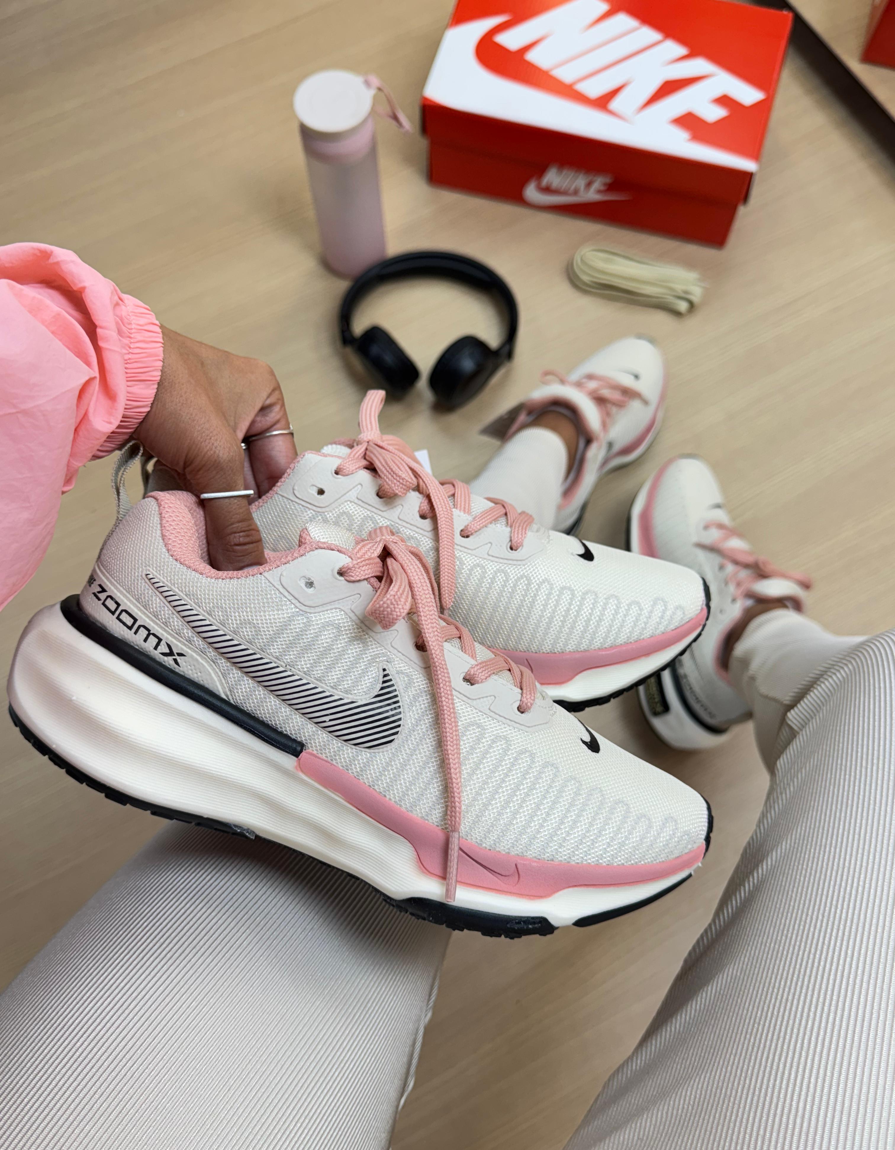 Tênis Feminino Zoomx 04 (2 Pares Cadarços)